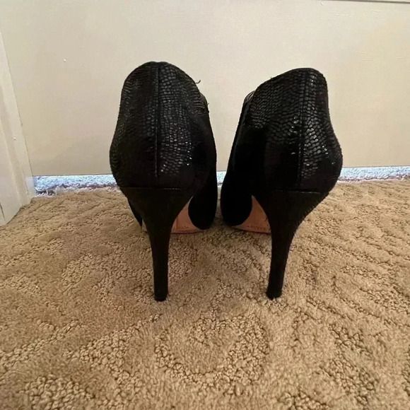 Whbm White House black market Cannes lizard embossed stiletto bootie 6.5 boots - Picture 13 of 16